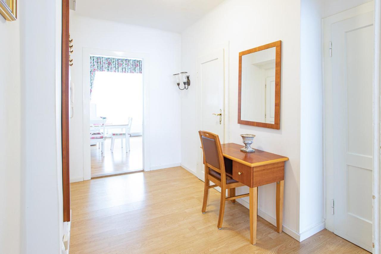 קרלובי וארי Melissa Apartments מראה חיצוני תמונה