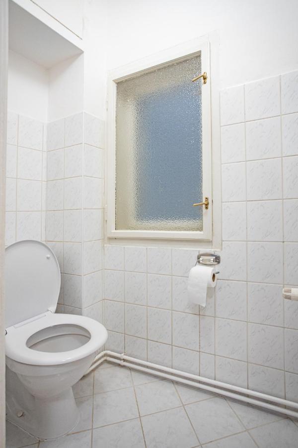 קרלובי וארי Melissa Apartments מראה חיצוני תמונה